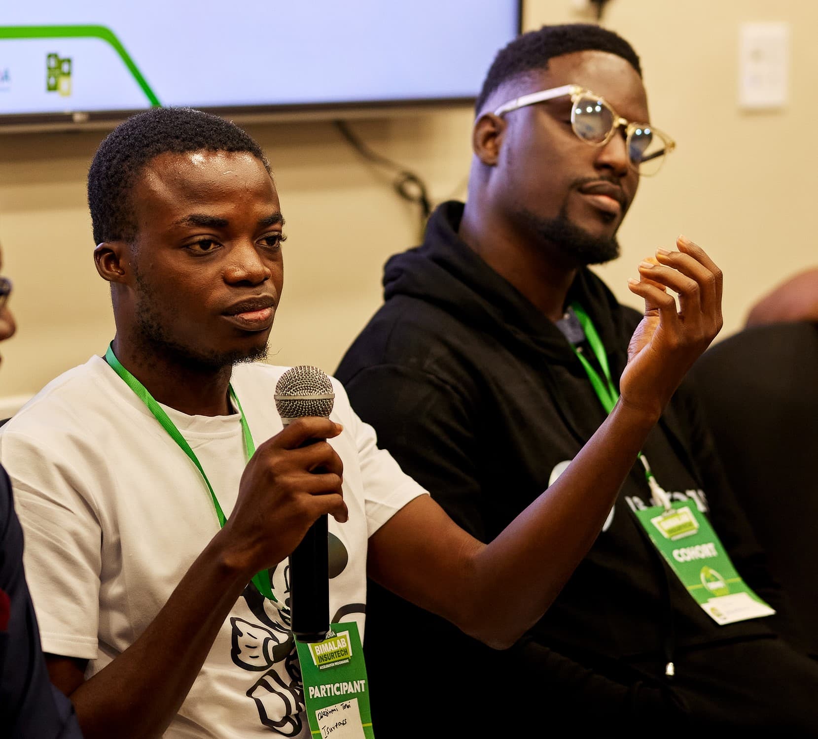 Family happy about Milonics Insurance